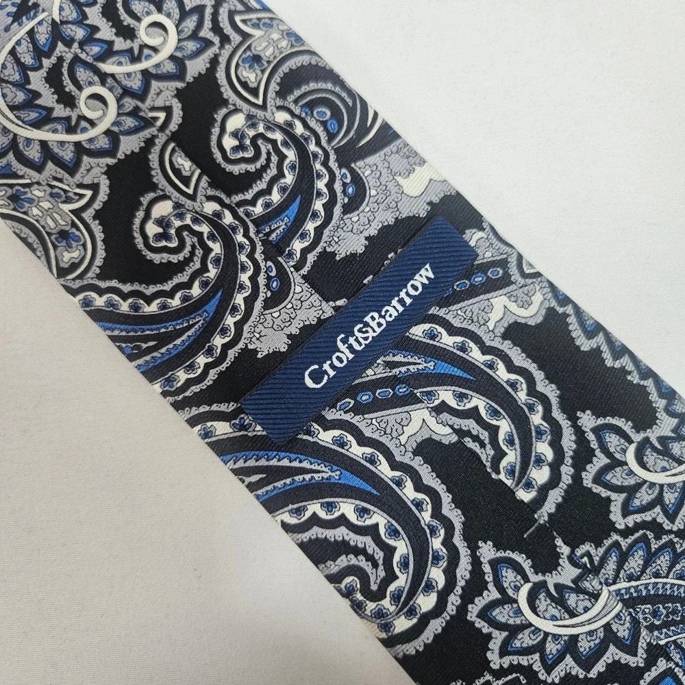 Crofts & Barrow Mens Paisley Silk Necktie Black Blue‎ Silver Formal Tie